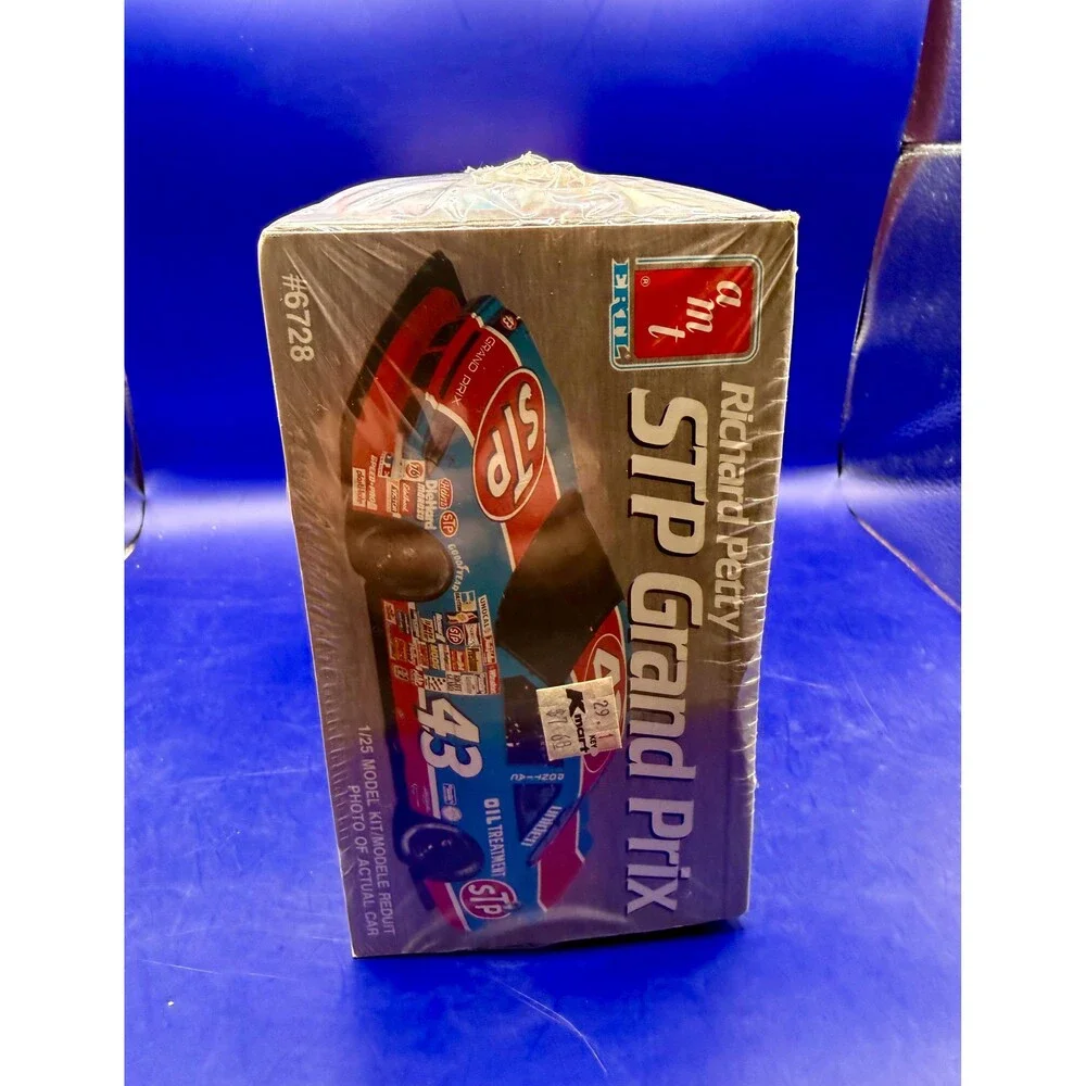 1990 AMT ERTL Richard Petty STP Grand Prix #43 1/25 Model #6728 Factory Sealed